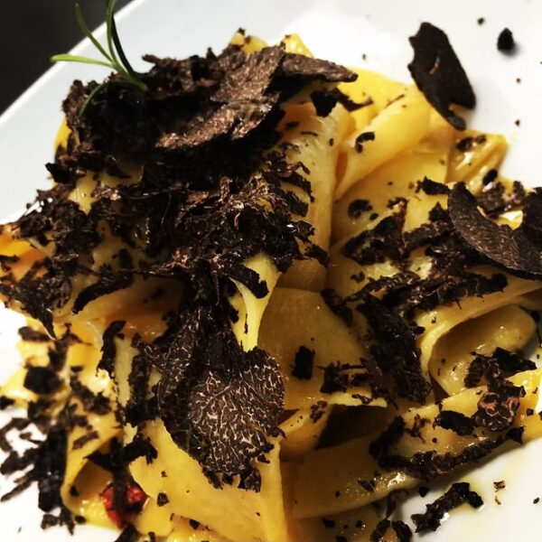 Pappardelle, funghi porcini e tartufo nero lucano